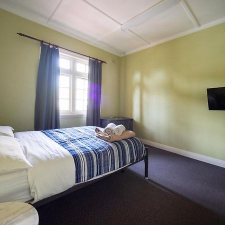 Yha Newcastle Beach Экстерьер фото