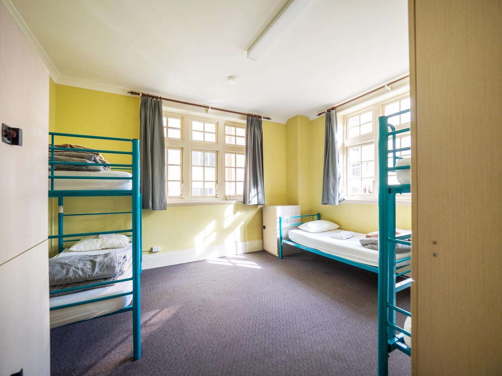 Yha Newcastle Beach Экстерьер фото