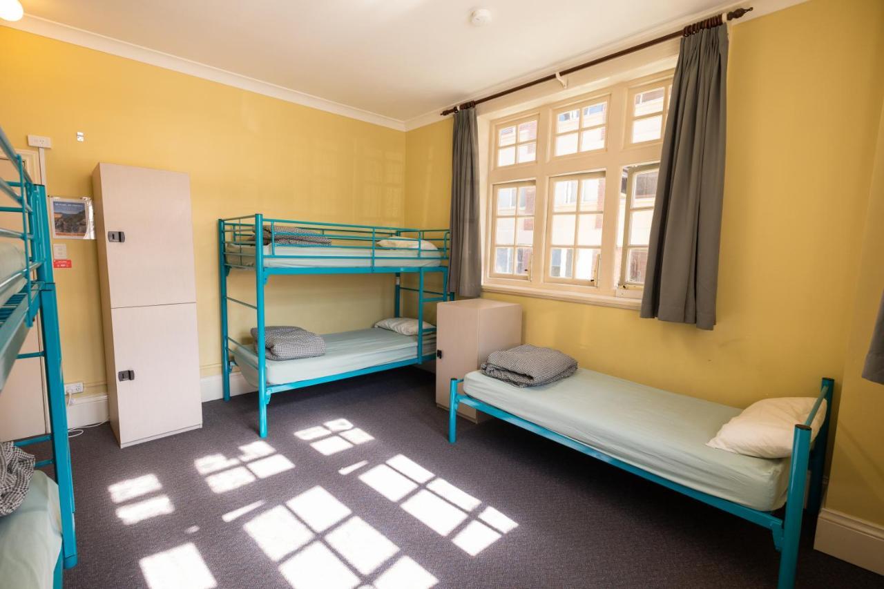Yha Newcastle Beach Экстерьер фото